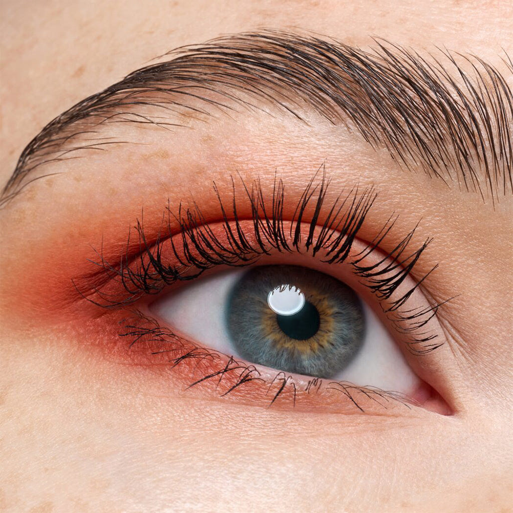 Catrice Cosmetics Tiny Treasures Eyeshadow Palette (4.2g) - Model Shot 1 [030 Heat It Up]