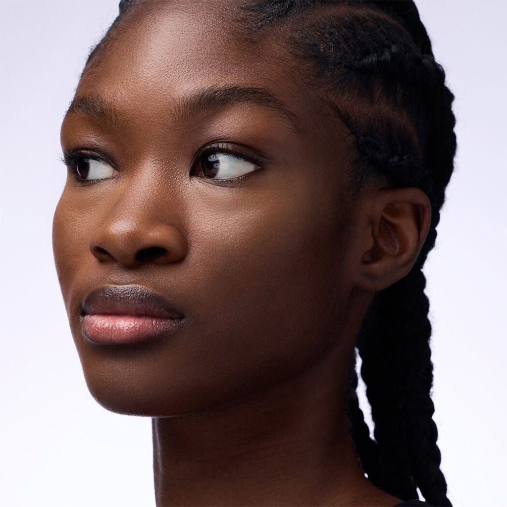 Catrice Cosmetics Under Eye Brightener Setting Powder (2.3g) - Model Shot 2 [030 Golden Toffee]