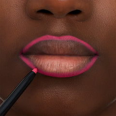 Essence 8H Matte Comfort Lip Liner (0.3g) - Model Shot 4 [05 Pink Blush]