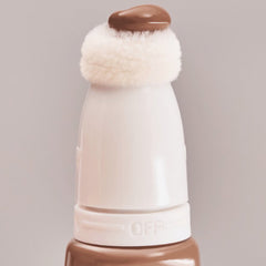 Essence Baby Got Bronze Liquid Bronzer (10ml) - Applicator [20 Sunkissed Sweety]