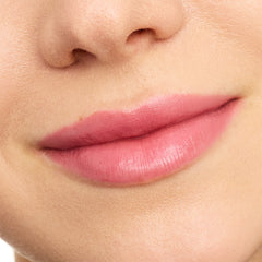 Essence Caring Shine Vegan Collagen Lipstick (3.5g) - Model Shot 2 [202 My Mind]