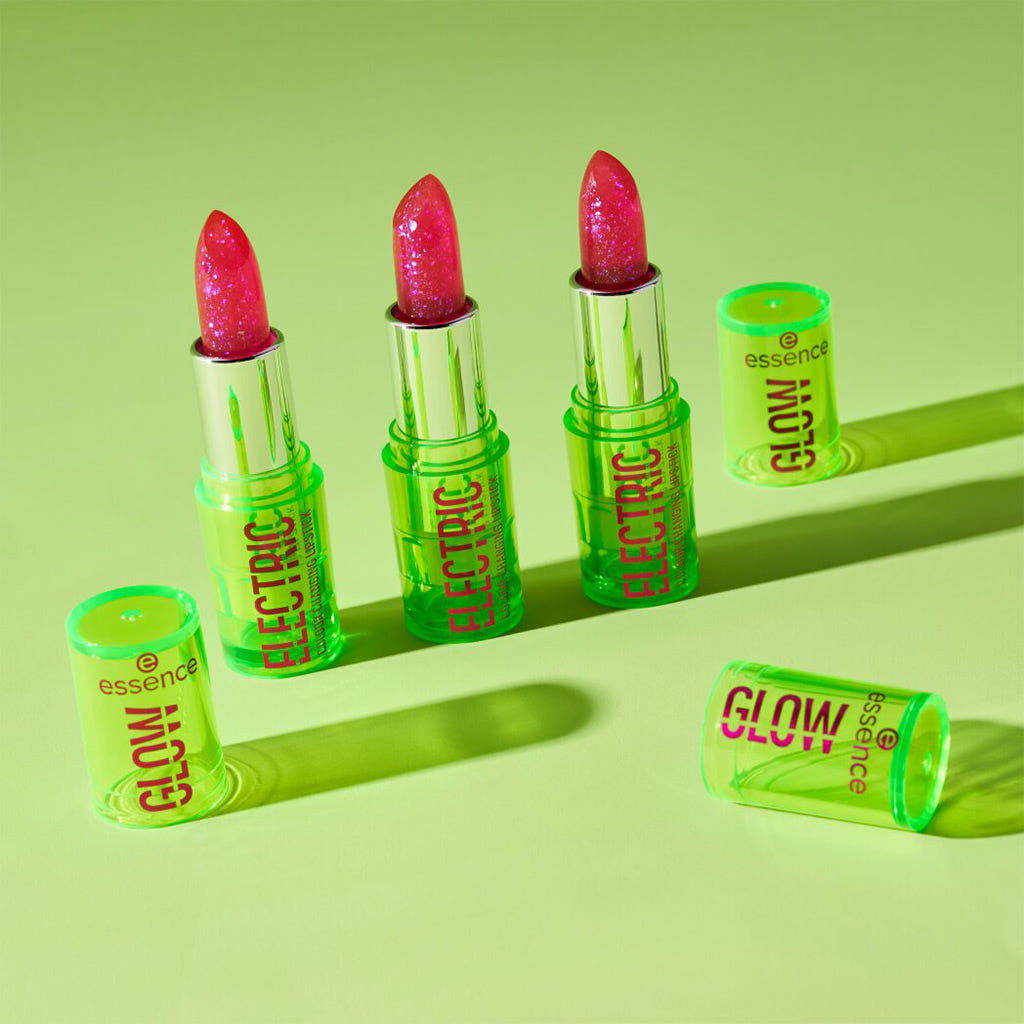 Essence Electric Glow Colour Changing Lipstick (3.2g) - Lifestyle Shot 4