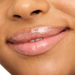Essence Extreme Shine Volume Lipgloss (5ml) - Model Shot 4 [04 Purple Rain]