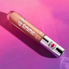 Essence Extreme Shine Volume Lipgloss (5ml) - Lifestyle Shot 2 [08 Gold Dust]