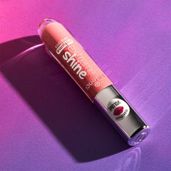 Essence Extreme Shine Volume Lipgloss (5ml) - Lifestyle Shot 2 [09 Shadow Rose]