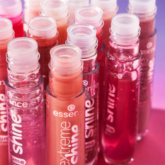 Essence Extreme Shine Volume Lipgloss (5ml) - Lifestyle Image 2