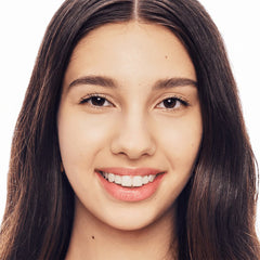 Essence Eyebrow Designer (1g) - Model Shot 2 [11 Deep Brown]