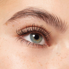 Essence Get Big! Lashes Volume Curl Mascara (12ml) - Model Shot 2