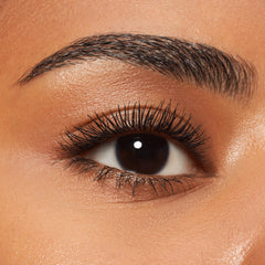 Essence Get Big! Lashes Volume Curl Mascara (12ml) - Model Shot 3