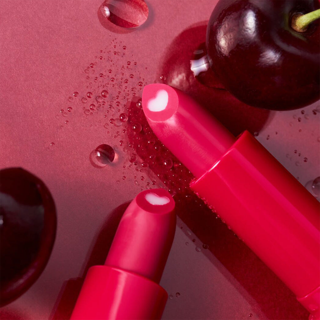 Essence Heart Core Fruity Lip Balm (3g) - Lifestyle Shot 1 [01 Crazy Cherry]