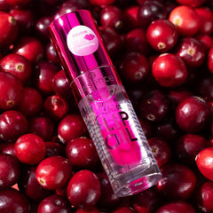 Essence Hydra Kiss Lip Oil (4ml) - Lifestyle Shot 1 [06 Cranberry Is Back]