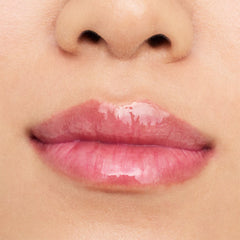 Essence Hydra Kiss Lip Oil (4ml) - Model Shot 3 [06 Cranberry Is Back]