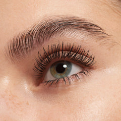 Essence I Love Extreme Volume Mascara (12ml) - Model Shot 2