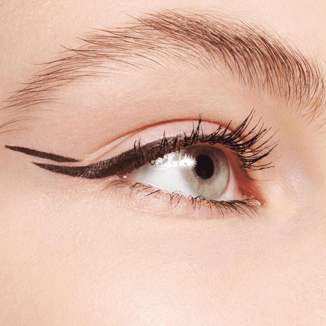 Essence Liquid Ink Eyeliner Waterproof Brown (3ml) - Model Shot