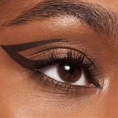 Essence Long Lasting Eye Pencil (0.28g) - Model Shot 2 [01 Black Fever]