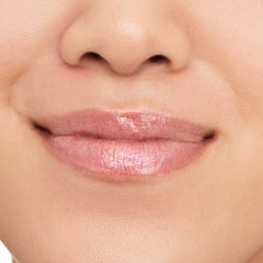 Essence Pearly Potion Multi-Reflective Lipgloss 01 Golden Peach (2.5ml) - Model Shot 2