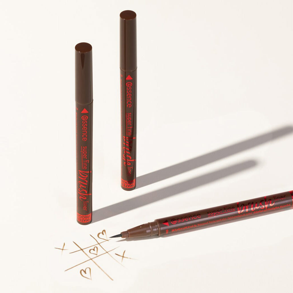 Essence Super Fine Brush Liner Waterproof 02 Light Brown (0.7g) - Lifestyle Shot 1