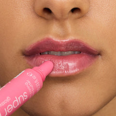 Essence The Super Peptide Glossy Lip Treatment (10ml) - Model Shot 2 [02 Pinkified!]