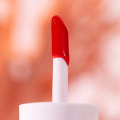 Essence What A Tint! Lip & Cheek Tint (4.9ml) - Lifestyle Shot 2 [02 Coral Sunset]