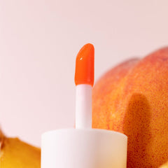 Essence What A Tint! Lip & Cheek Tint (4.9ml) - Lifestyle Shot 2 [03 Peachy Vibes]