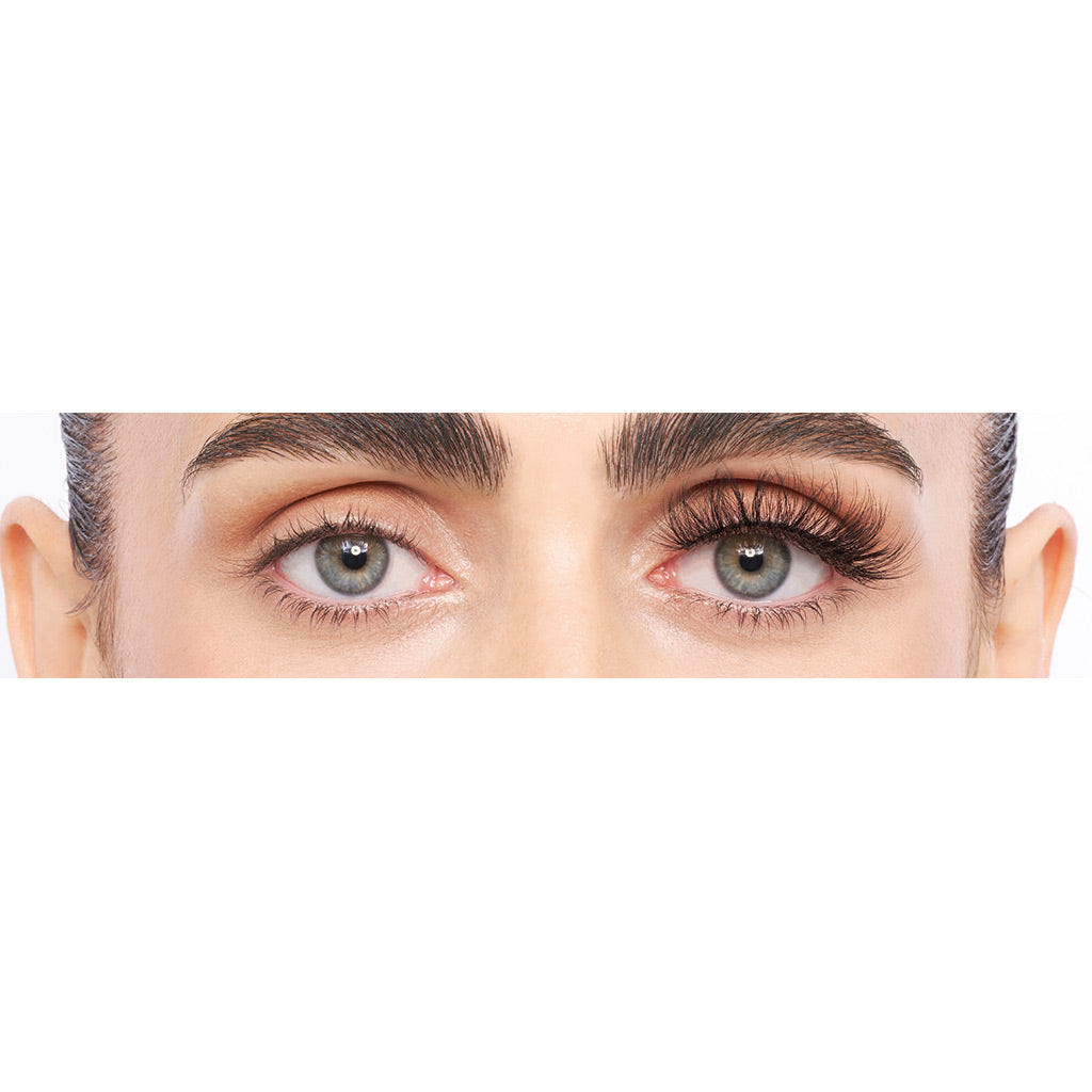 Eylure Flutter & Curl Lashes - Petal (Model Shot)