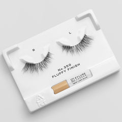 Eylure Light & Fluffy Lashes 250 (Tray Shot)