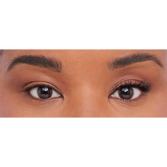 Eylure Mixed Clusters Kit - Natural Curl (Model Shot)