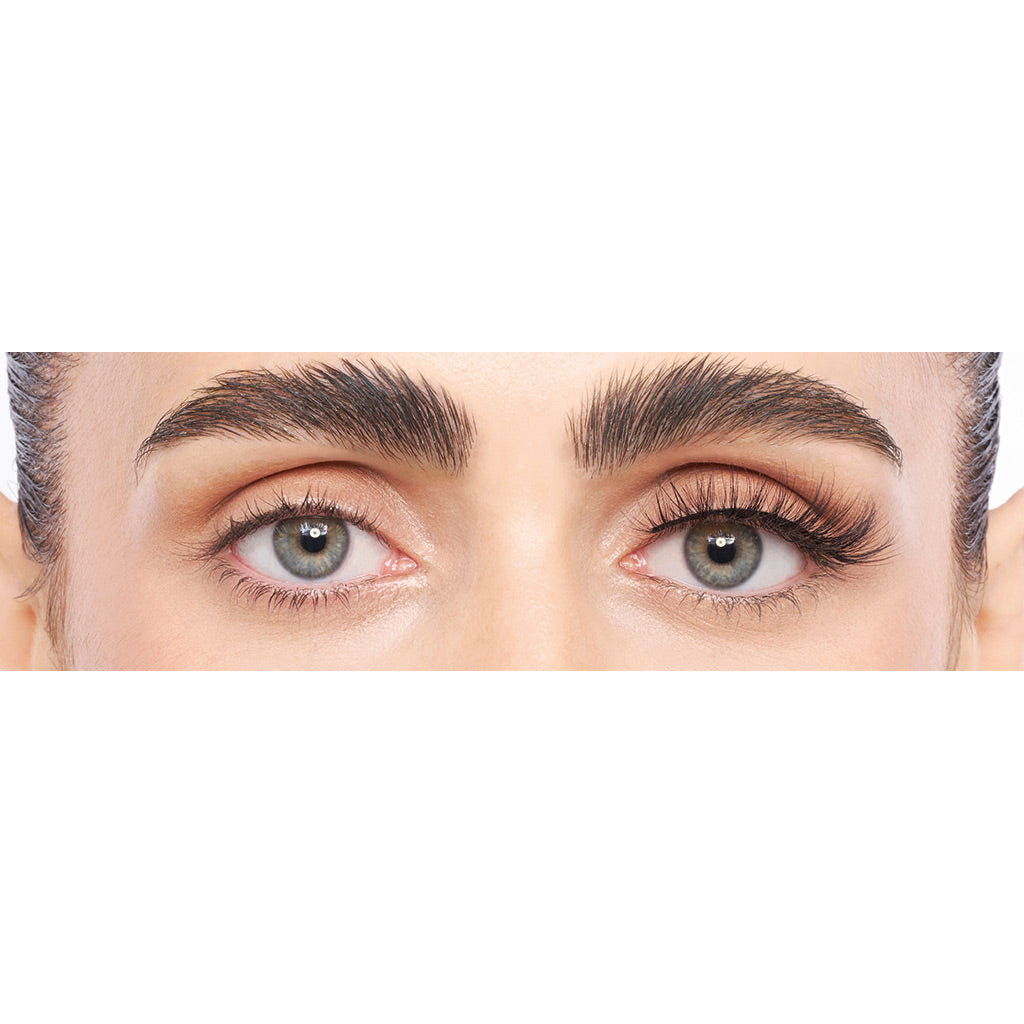 Eylure Most Wanted Lashes - Main Character (Model Shot)