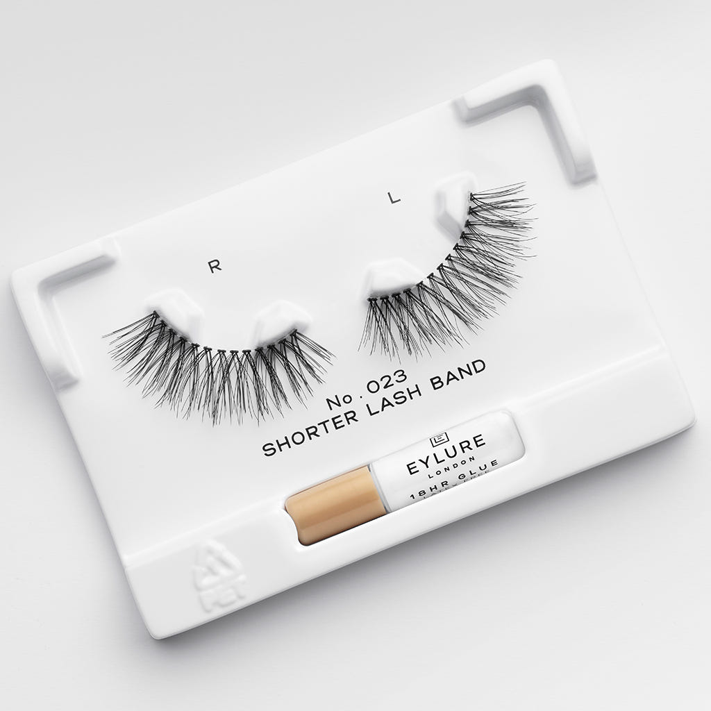 Eylure Naturals Lashes 023 (Shorter Lash Band) (Tray Shot)