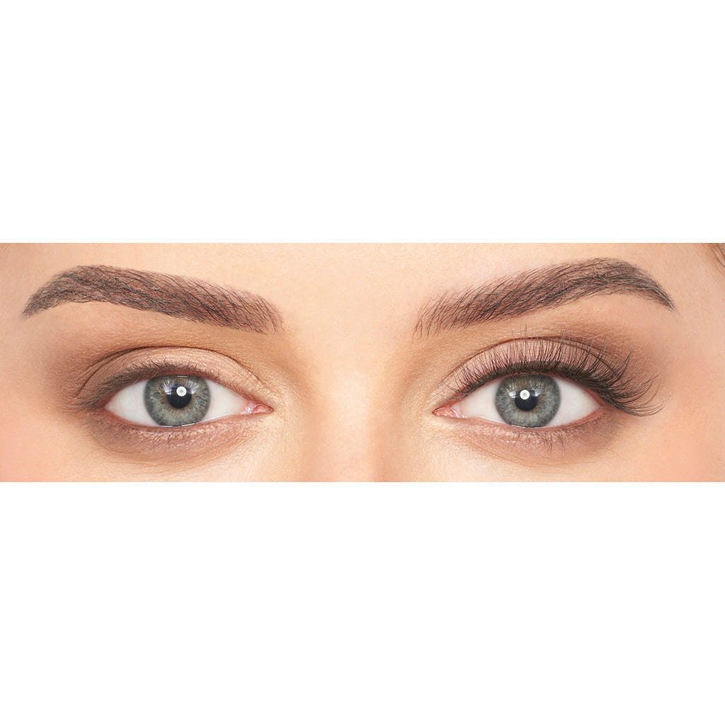 Eylure Naturals Lashes 037 (Model Shot)