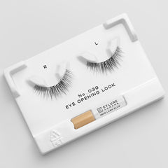 Eylure Naturals Lashes 039 (Tray Shot)