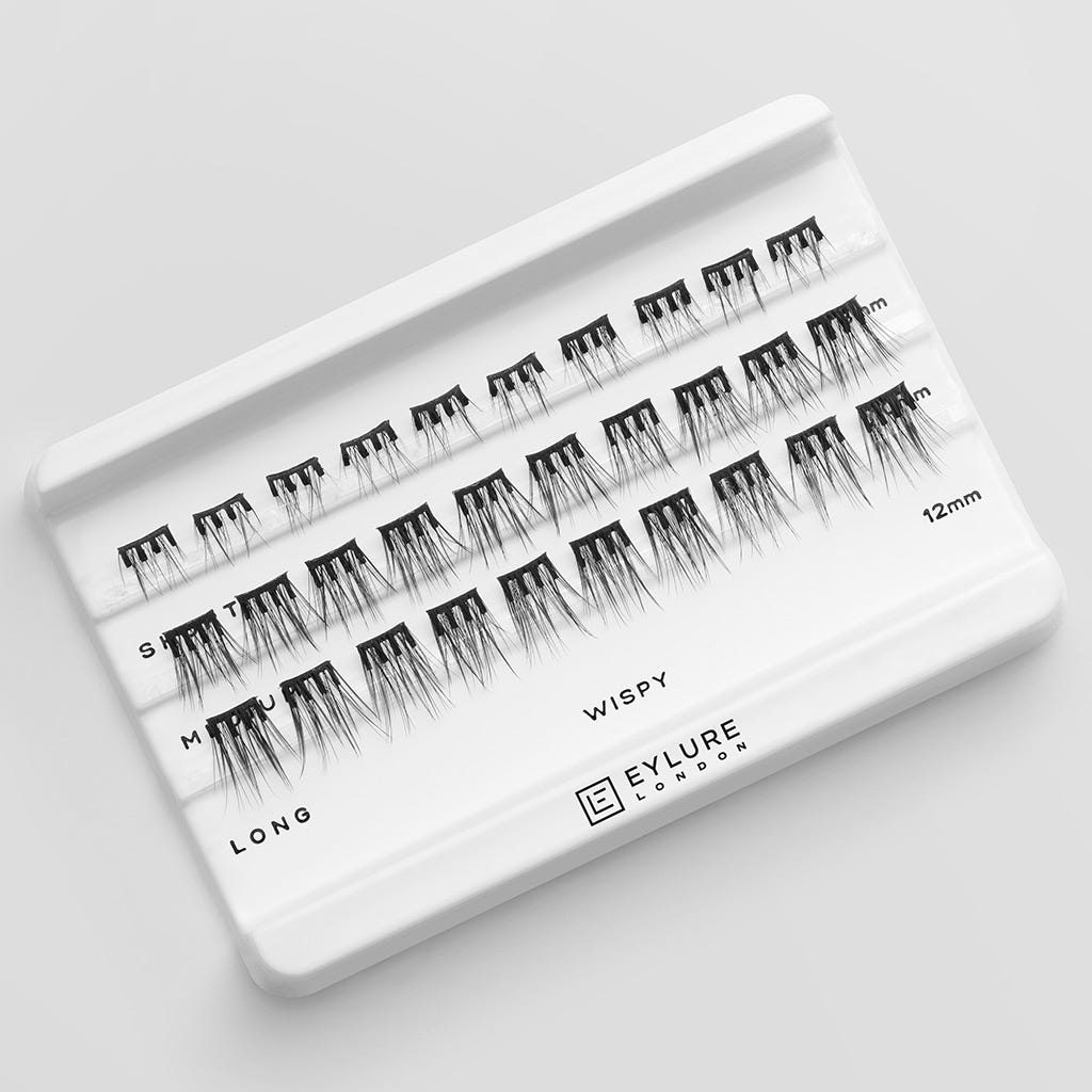 Eylure Pre-Glued Cluster Lashes - Wispy (Tray Shot)
