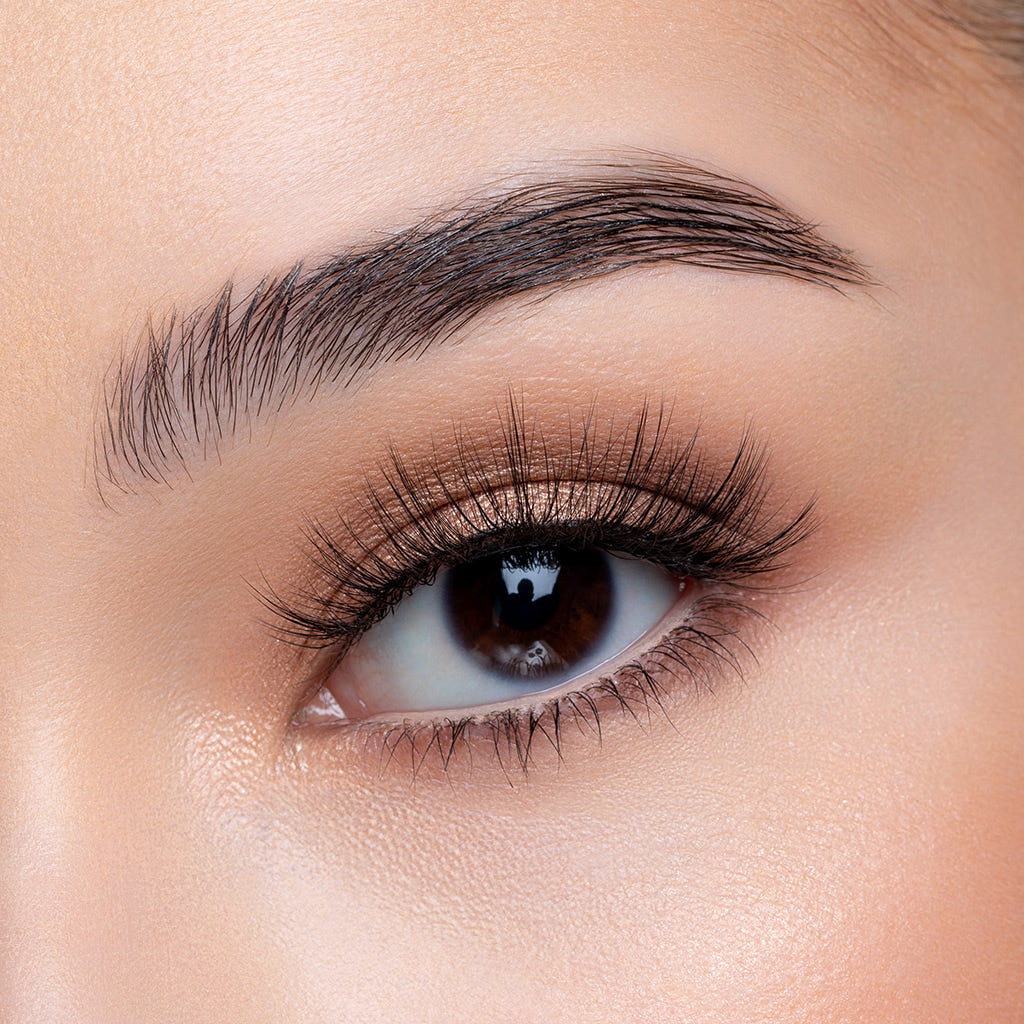 House of Lashes - Emiko (Model Shot 2)