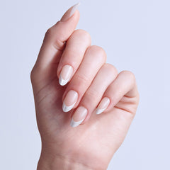 Kiss Core Magnetic False Nails - Patchouli (Model Shot 2)