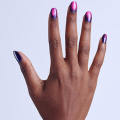 Kiss Glam Embellished False Nails - Simple Joys (Model Shot 1)