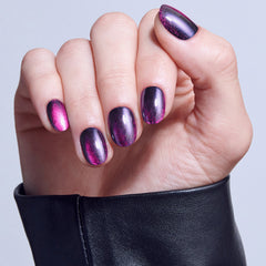 Kiss Glam Embellished False Nails - Simple Joys (Model Shot 2)