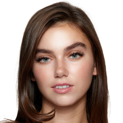 Lola's Lashes Pre-Glued Cluster Lashes - Pre-Mapped Volume D (Model Shot 1)