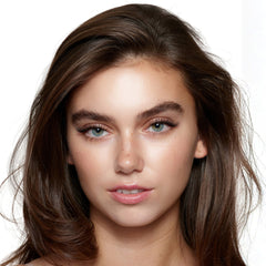 Lola's Lashes Pre-Glued Cluster Lashes - Satin Volume (Model Shot 1)