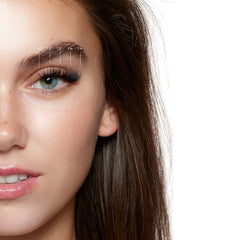Lola's Lashes Pre-Glued Cluster Lashes - Wispy Volume (Model Shot 2)