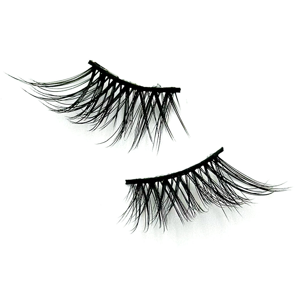 Pinky Goat Lashes - Devon (Lash Scan)