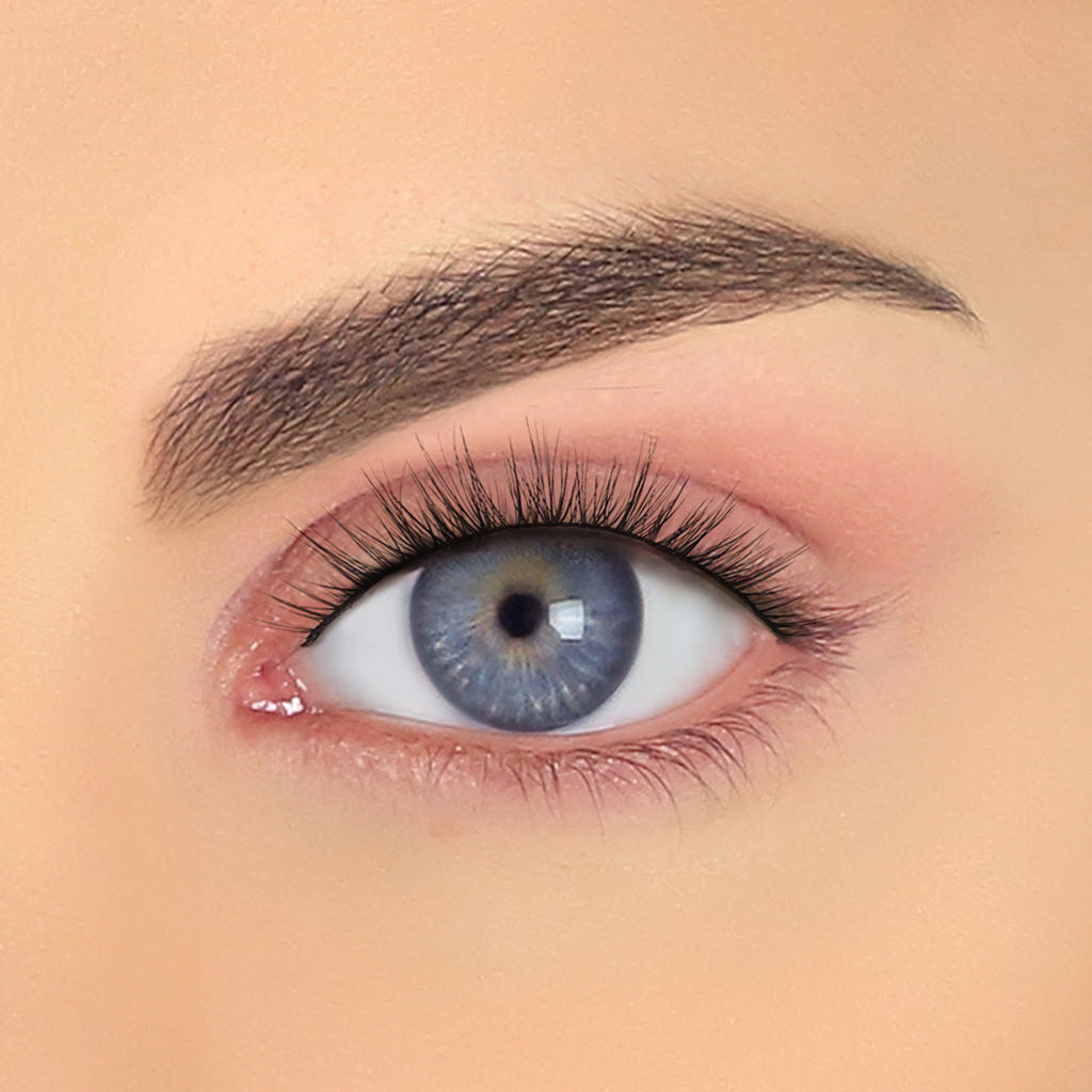 Pinky Goat Lashes - Josie (Model Shot)
