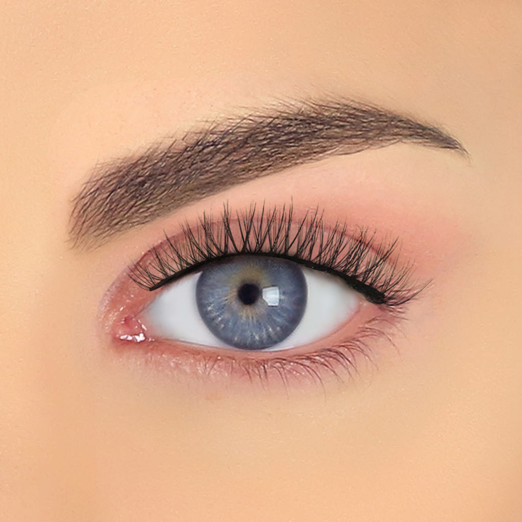 Pinky Goat Lashes - Ruby (Model Shot)