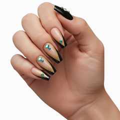 Pinky Goat Nails Salon-Gel Tips - Glitter Night (Model Shot)