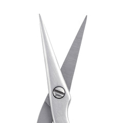 Tweezerman Brow Shaping Scissors & Brush (Close up)
