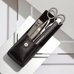 Tweezerman Essential Grooming Kit (Lifestyle Shot)