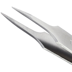 Tweezerman Ingrown Hair/Splintertweeze (Close-Up)