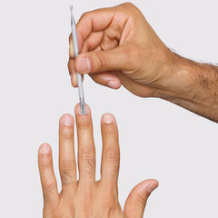 Tweezerman Pushy & Nail Cleaner (Model Shot 1)