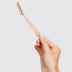 Tweezerman Rose Gold Facial Razor (Model Shot 2)