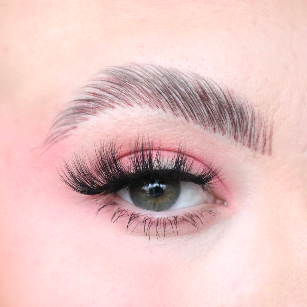 Unicorn Cosmetics 3D Faux Mink Lashes - Vixen (Model Shot)