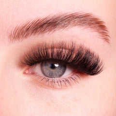 Unicorn Cosmetics 3D Faux Mink Lashes - She's Sexy (Model Shot)